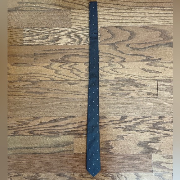 CHANEL Men’s Tie - Picture 6 of 6